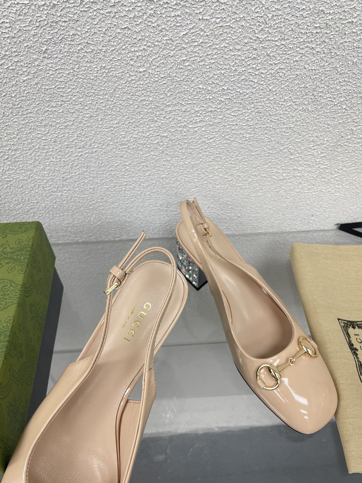 GUCCI WOMEN'S HORSEBIT SLINGBACK IN TAN BEIGE CALFSKIN WITH RHINSTONES
