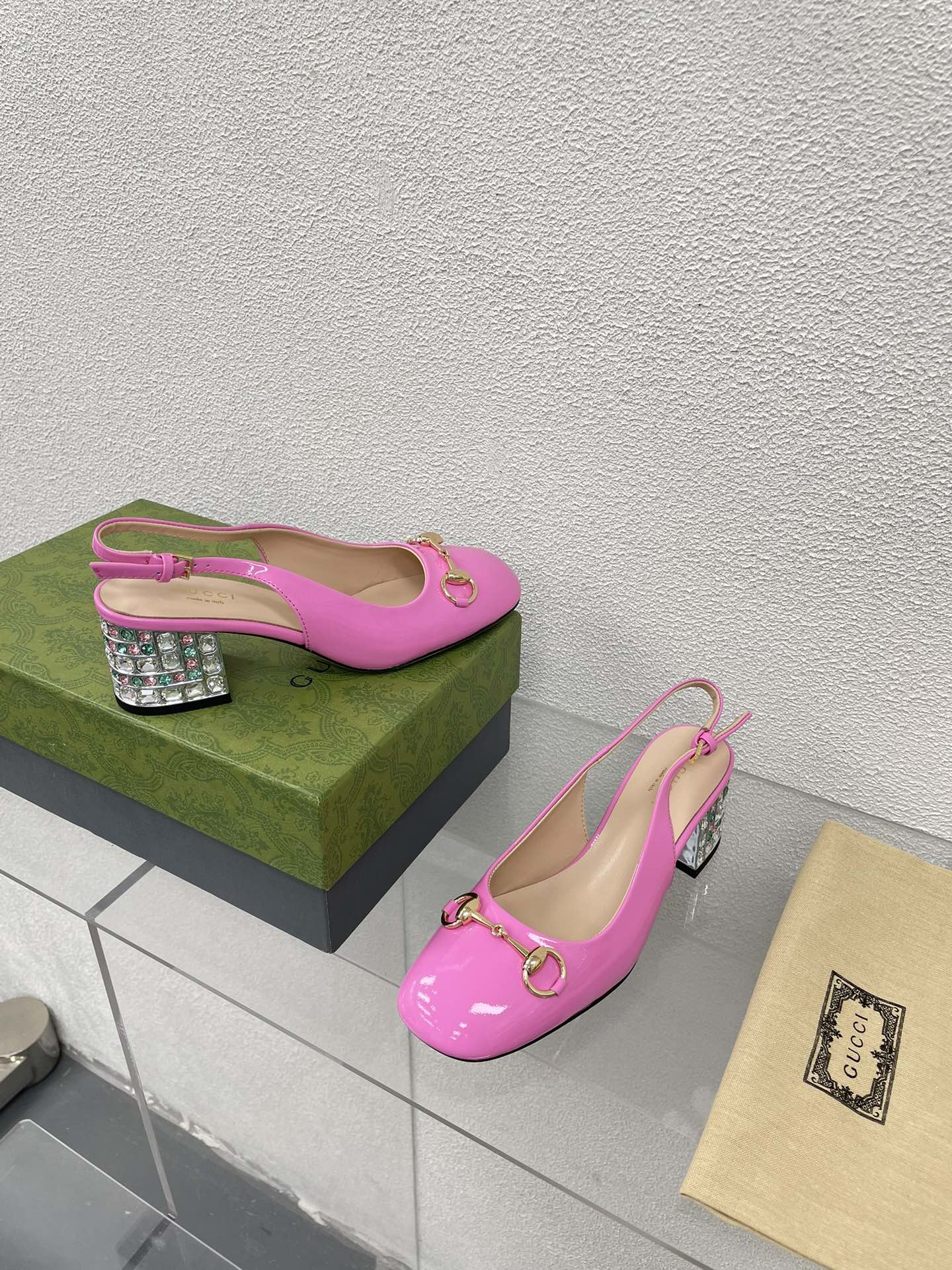 GUCCI WOMEN'S HORSEBIT SLINGBACK IN FUSCIA PINK CALFSKIN WITH RHINSTONES