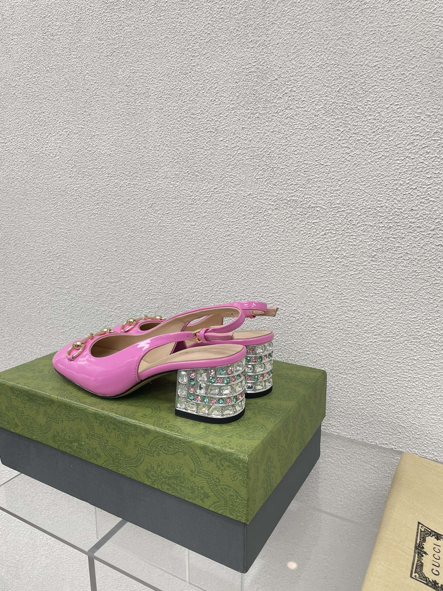 GUCCI WOMEN'S HORSEBIT SLINGBACK IN FUSCIA PINK CALFSKIN WITH RHINSTONES