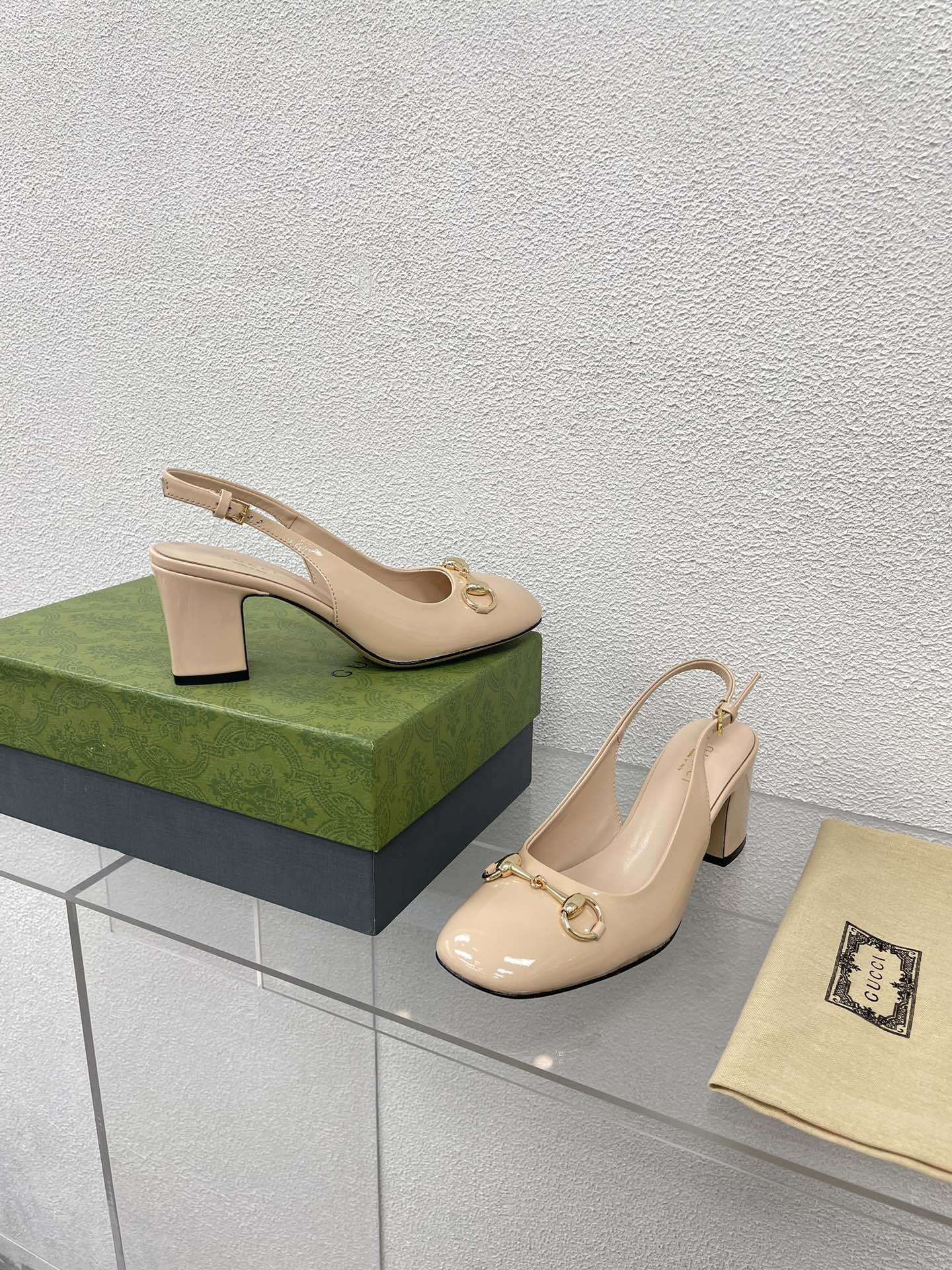 GUCCI WOMEN'S HORSEBIT SLINGBACK 75MM IN TAN BEIGE CALFSKIN