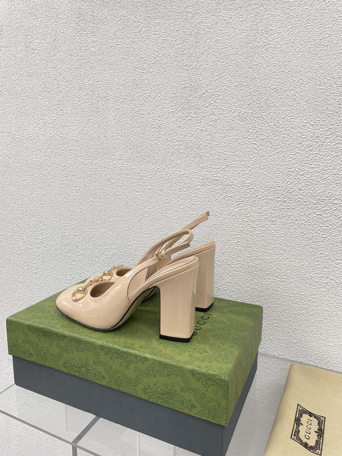 GUCCI WOMEN'S HORSEBIT SLINGBACK 95MM IN TAN BEIGE CALFSKIN