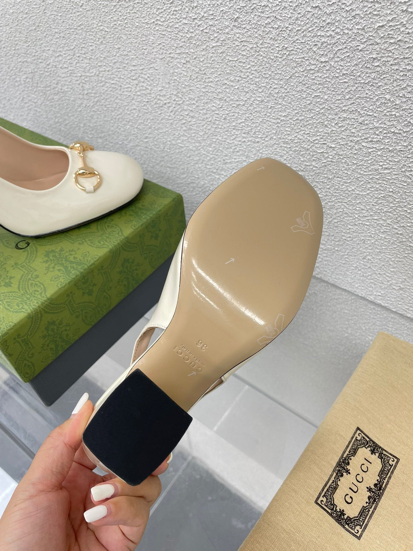 GUCCI WOMEN'S HORSEBIT SLINGBACK 95MM IN WHITE CALFSKIN