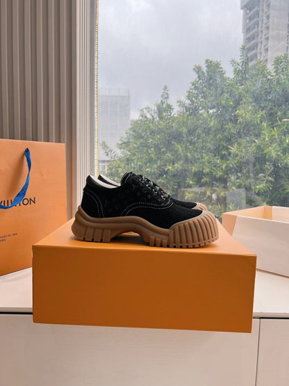 LOUIS VUITTON LV ARCHLIGHT SKATE SNEAKER IN BLACK EMBOSSED SUEDE