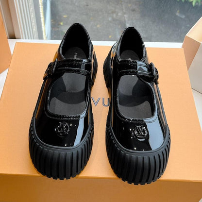 LOUIS VUITTON RUBY FLAT MARY JANE IN BLACK PATENT CALFSKIN