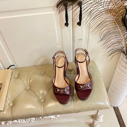 GUCCI HORSEBIT PLATFORM SANDAL IN WINE RED SHEEPSKIN