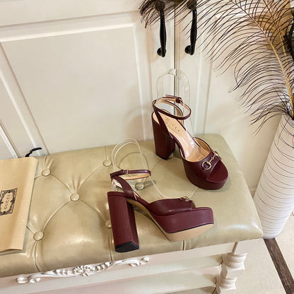 GUCCI HORSEBIT PLATFORM SANDAL IN WINE RED SHEEPSKIN