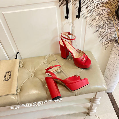 GUCCI HORSEBIT PLATFORM SANDAL IN SCARLET RED SHEEPSKIN