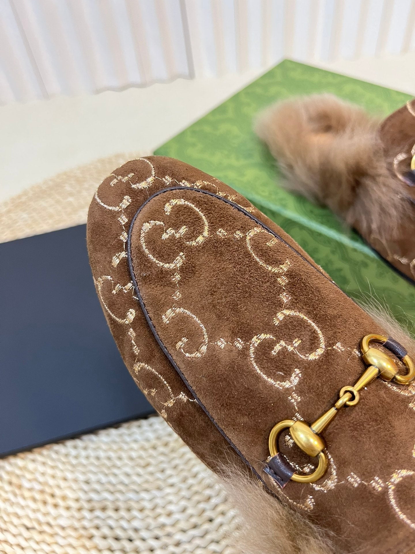 GUCCI HORSEBIT MULE IN COCOA BROWN MONOGRAM VELVET AND LAMB WOOL LINING