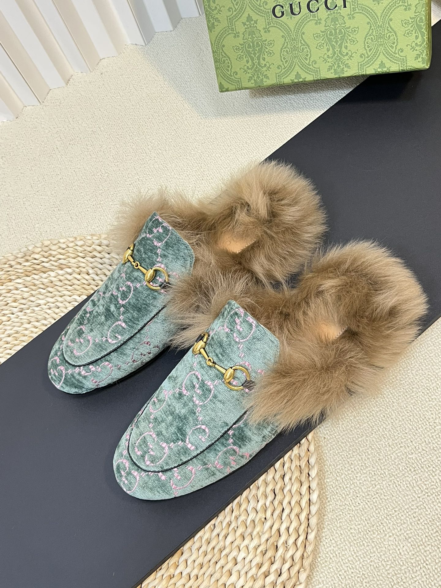GUCCI HORSEBIT MULE IN TURQUOISE MONOGRAM VELVET AND LAMB WOOL LINING