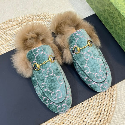 GUCCI HORSEBIT MULE IN TURQUOISE MONOGRAM VELVET AND LAMB WOOL LINING