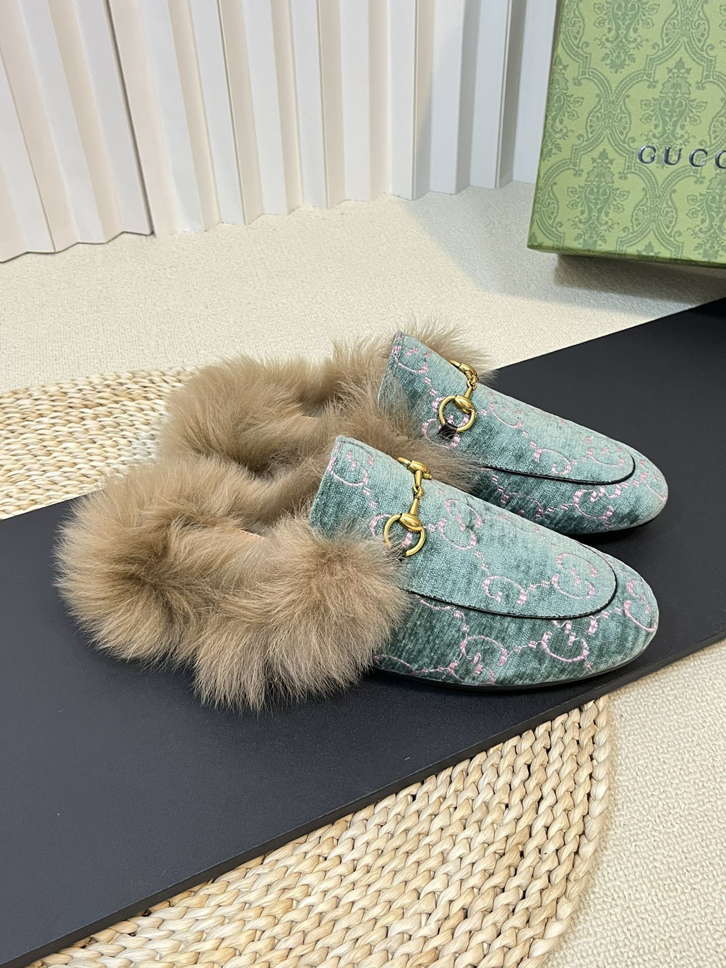 GUCCI HORSEBIT MULE IN TURQUOISE MONOGRAM VELVET AND LAMB WOOL LINING