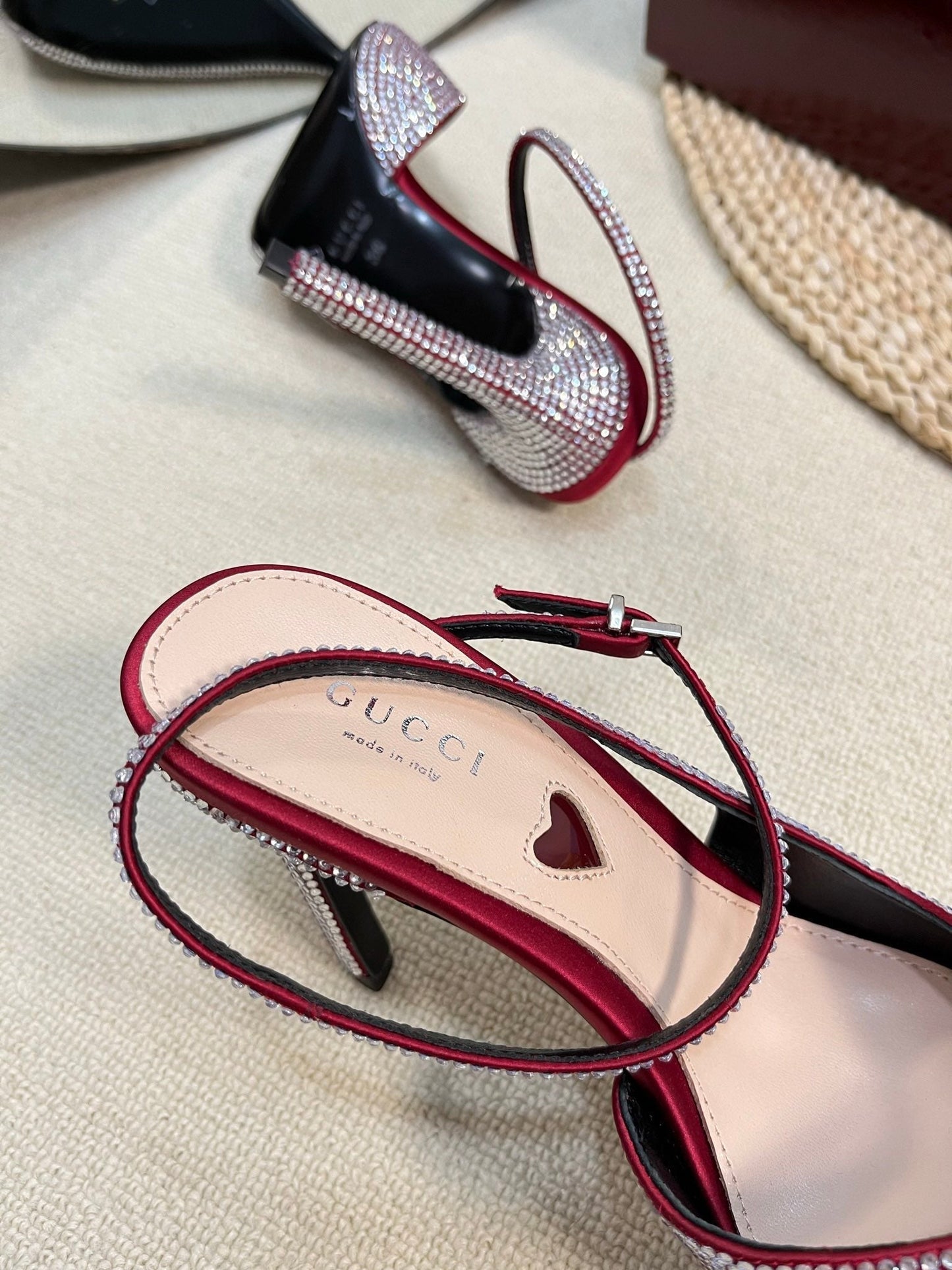 GUCCI HIGH SLINGBACK 10 CM IN CHERRY RED SILK WITH FULL RHINSTONES