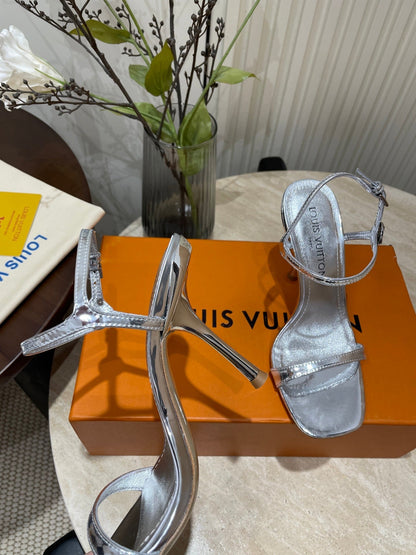LOUIS VUITTON 6AM HIGH SANDAL 95 MM IN SILVER LAMBSKIN