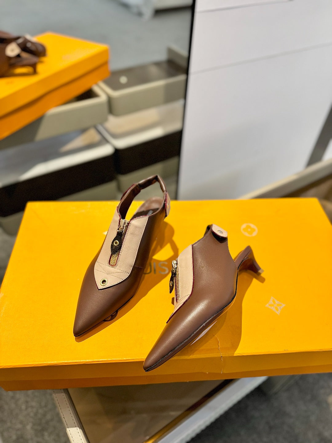 LOUIS VUITTON ALLURE HIGH 4.5 CM SLINGBACK IN CHOCOLATE MIX SAND BROWN CALFSKIN