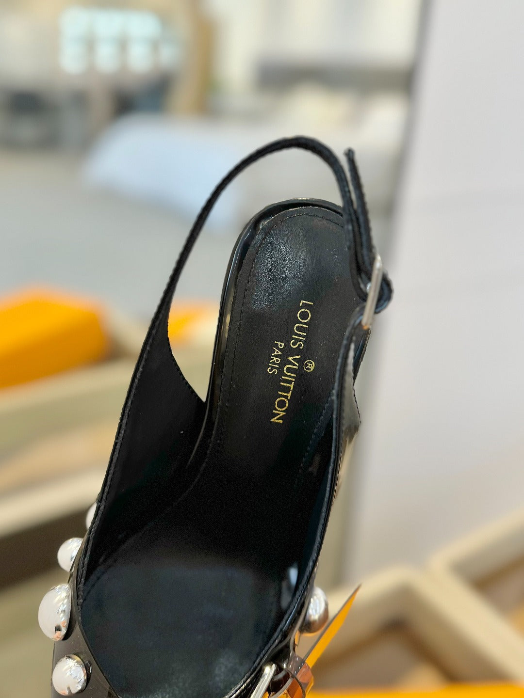 LOUIS VUITTON HIGH HEELS 95 MM IN BLACK PATENT CALFSKIN WITH CRYSTALS