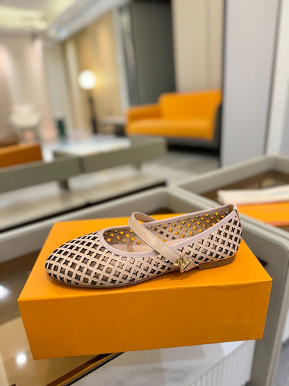LOUIS VUITTON ROMY FLAT BALLERINA IN LIGHT PINK MESH PATENT CALFSKIN