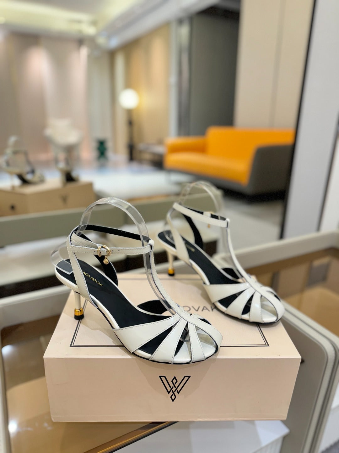 LOUIS VUITTON HIGH SANDALS 75 MM IN WHITE CALFSKIN