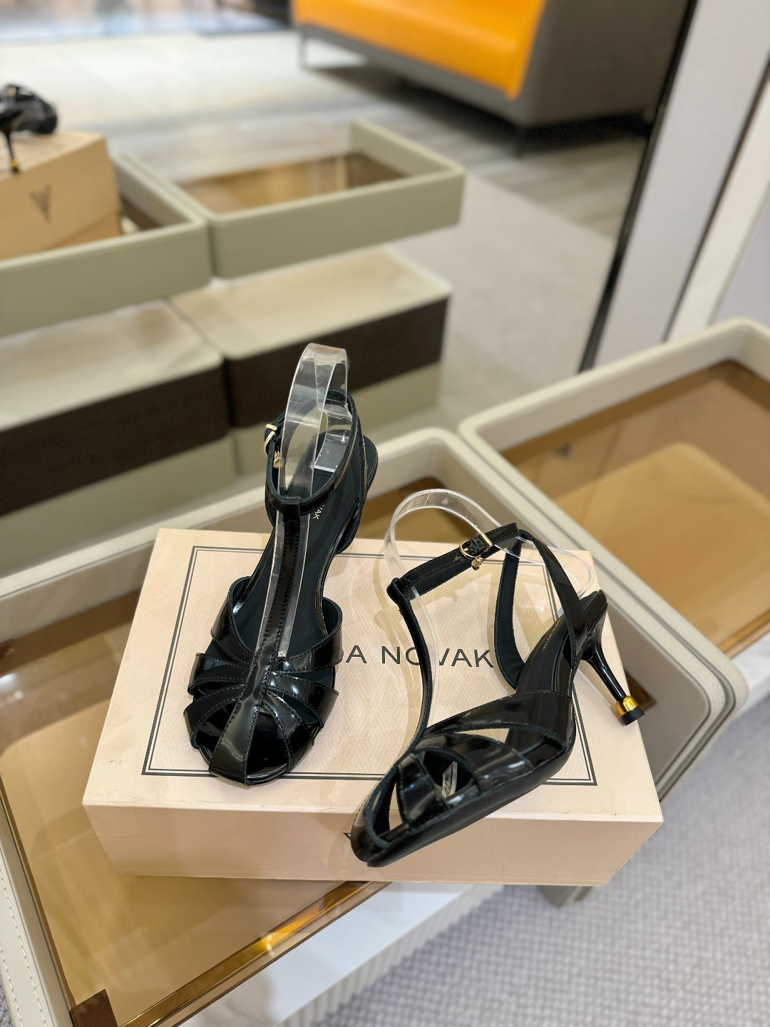 LOUIS VUITTON HIGH SANDALS 75 MM IN BLACK PATENT CALFSKIN