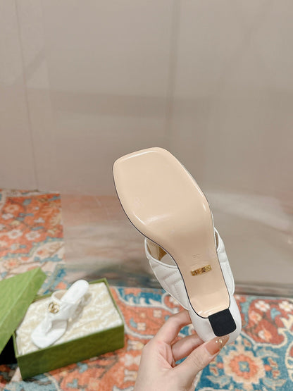 GUCCI HIGH THONG MULE 55MM IN WHITE CALFSKIN WITH GOLD HARDWARE