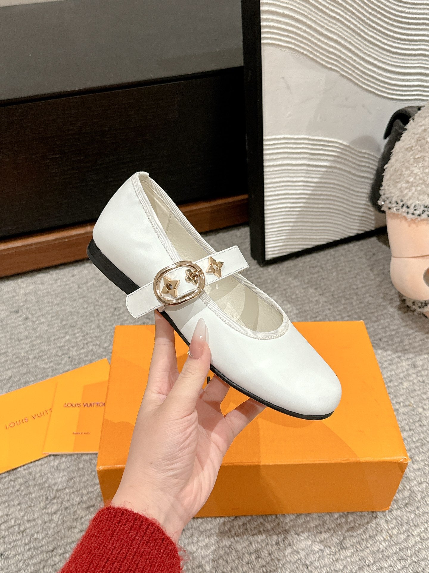 LOUIS VUITTON MARY JANE SHOES IN WHITE SHEEPSKIN