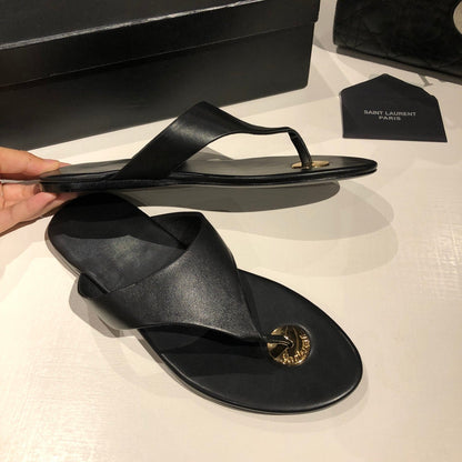 LOUIS VUITTON FLAT THONG IN BLACK CALFSKIN