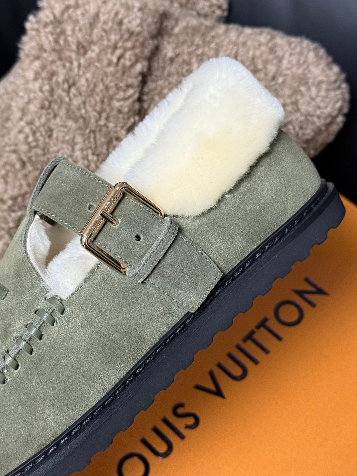 LOUIS VUITTON COLORADO COMFORT MARY JANE IN BASIL GREEN SUEDE AND SHEARLING LINING