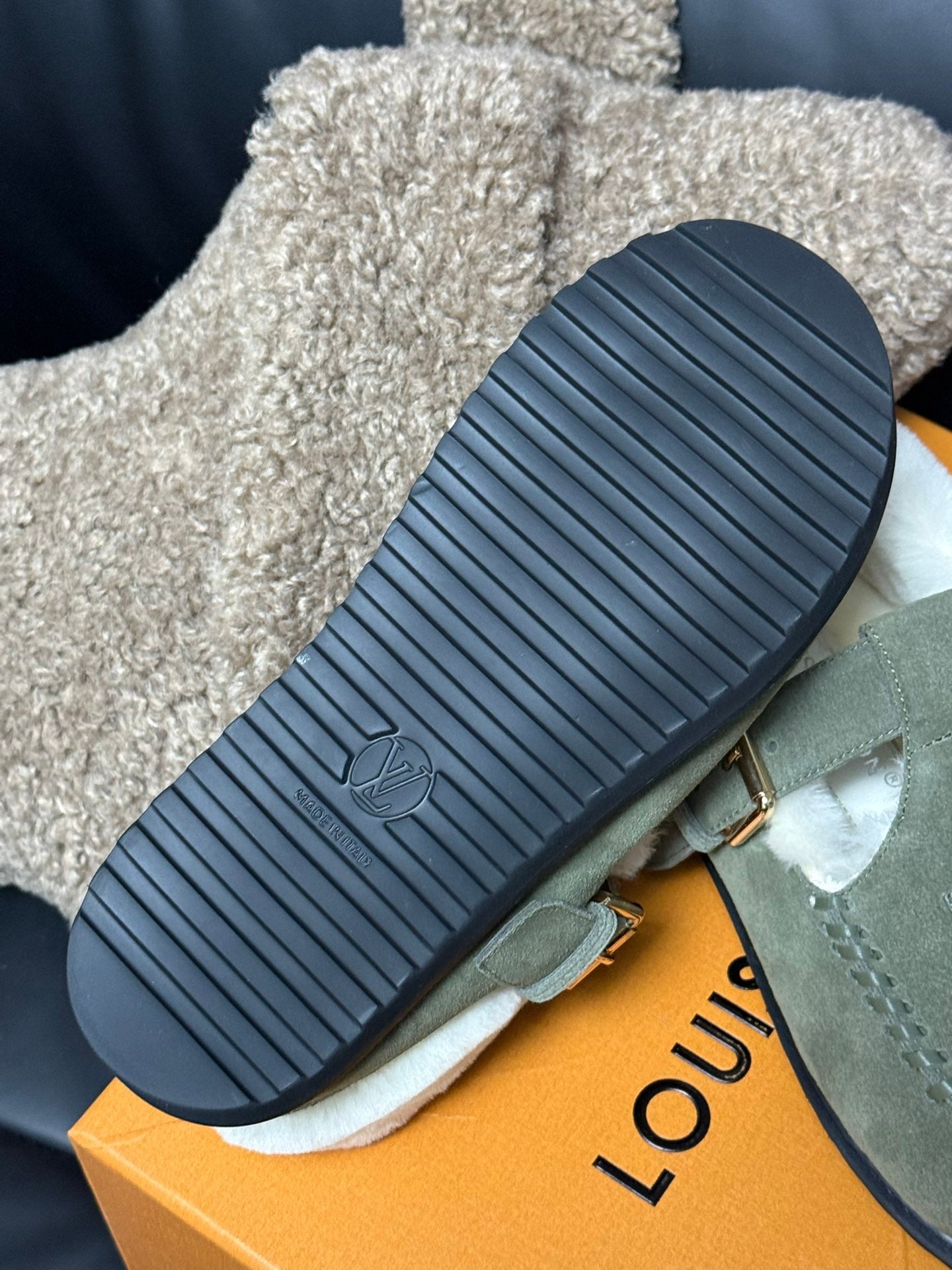 LOUIS VUITTON COLORADO COMFORT MARY JANE IN BASIL GREEN SUEDE AND SHEARLING LINING