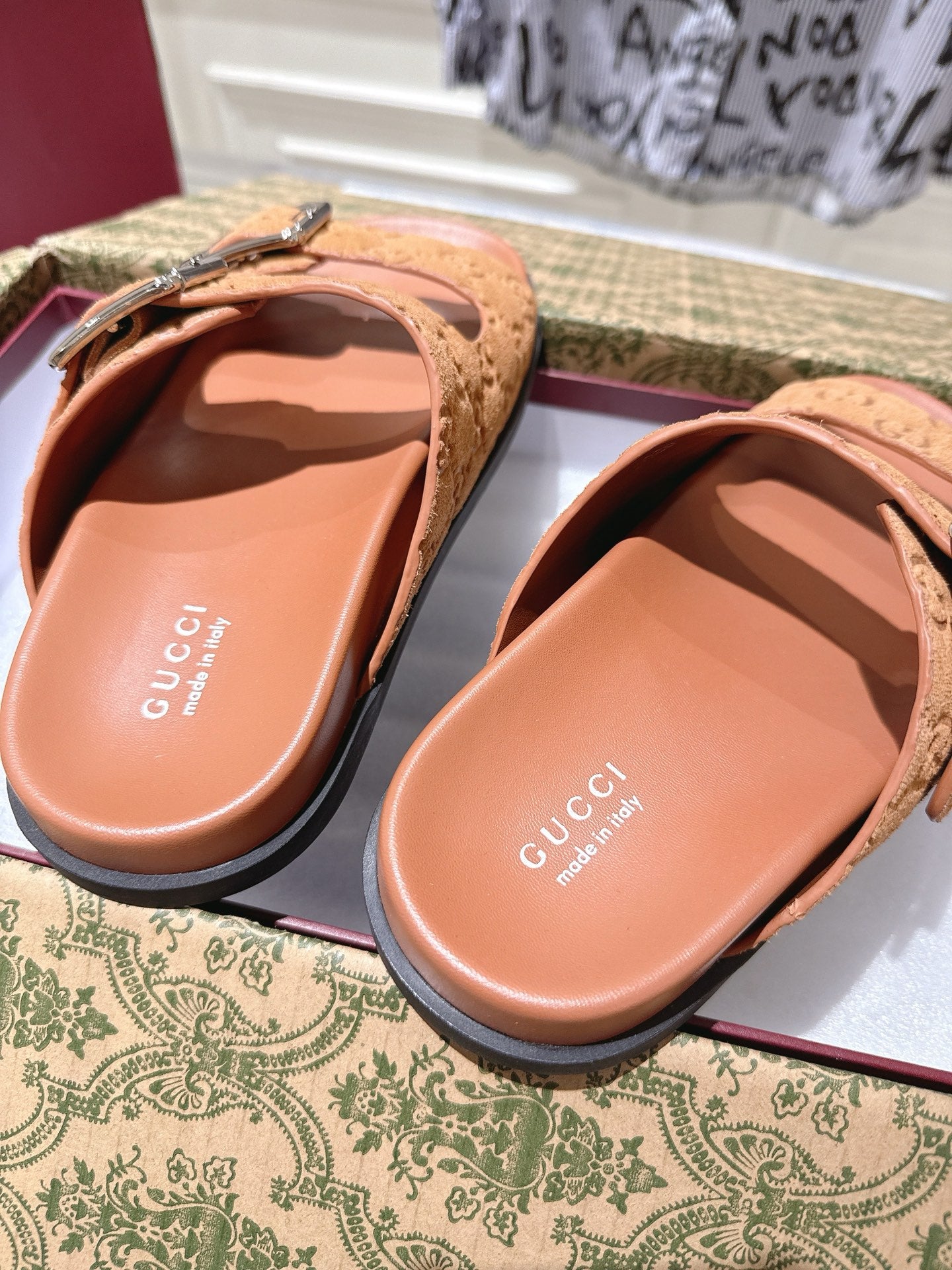 GUCCI SANDALS IN BURNT ORANGE SUEDE EMBOSSED LOGO SILVER HARDWARE