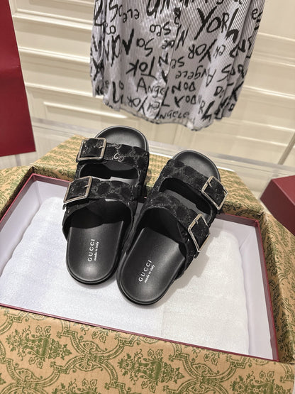 GUCCI SANDALS IN BLACK SUEDE EMBOSSED LOGO SILVER HARDWARE
