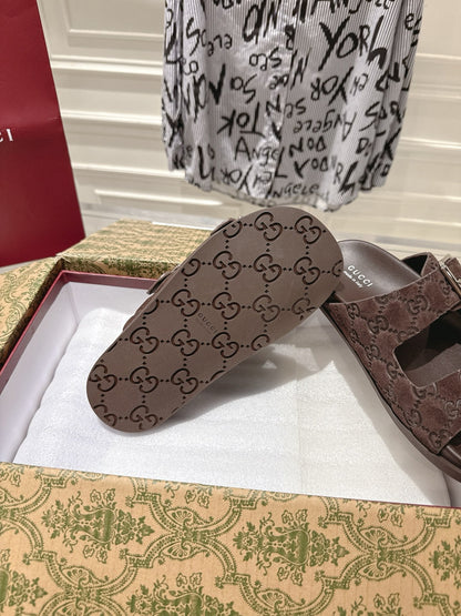 GUCCI SANDALS IN NAVY BROWN SUEDE EMBOSSED LOGO SILVER HARDWARE