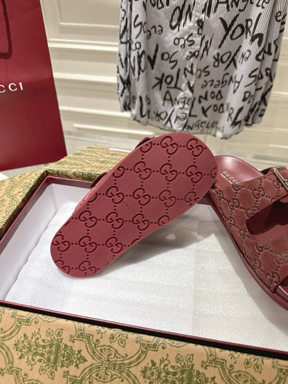GUCCI SANDALS IN NAVY RED SUEDE EMBOSSED LOGO SILVER HARDWARE