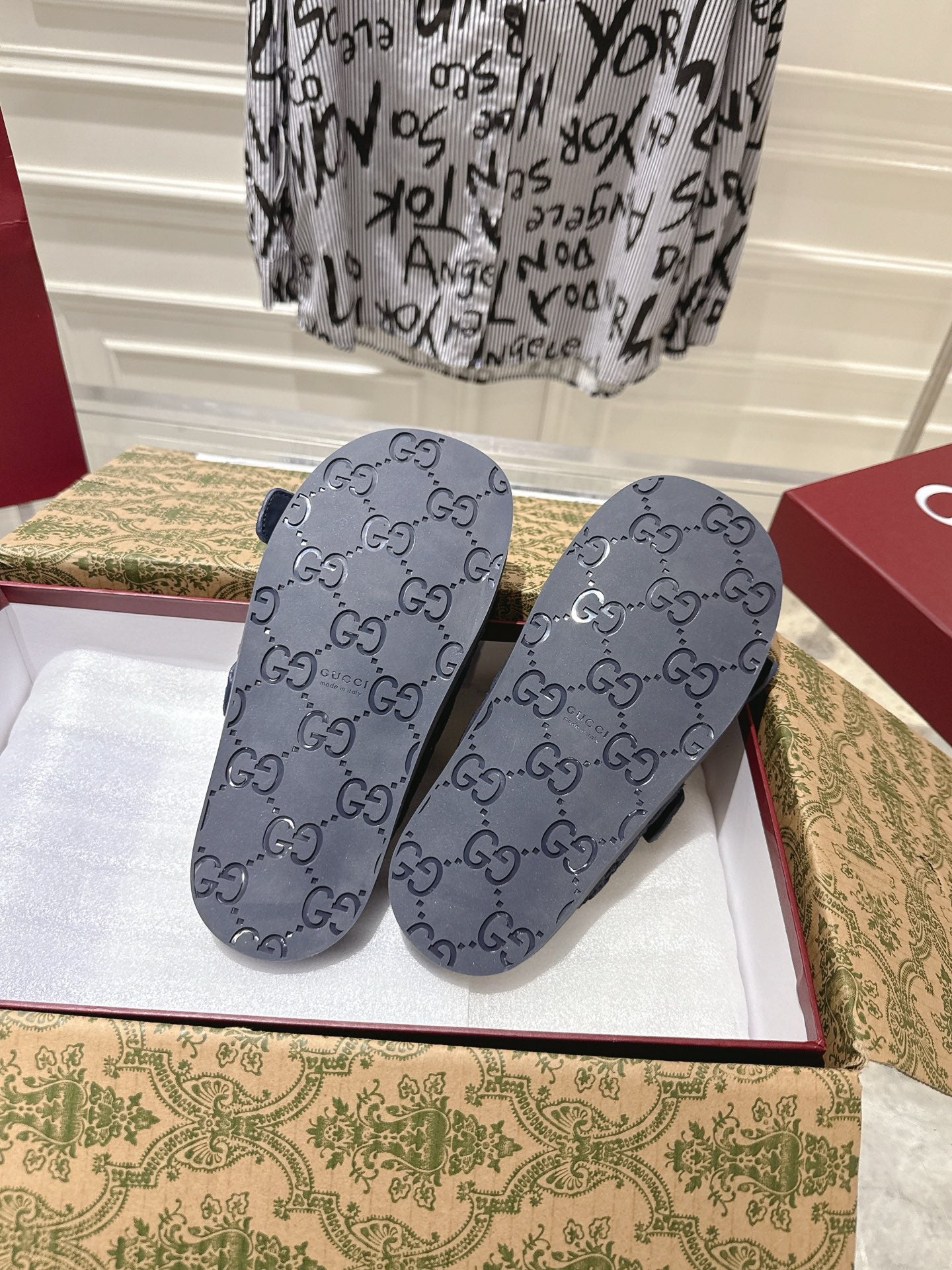 GUCCI SANDALS IN NAVY BLUE SUEDE EMBOSSED LOGO SILVER HARDWARE