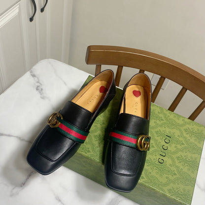 GUCCI LOAFER 35 CM IN BLACK CALFSKIN GOLD HARDWARE