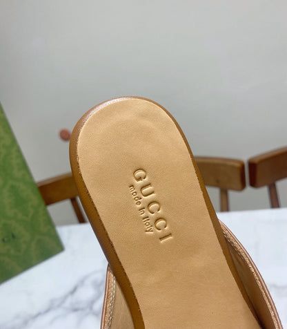 GUCCI MULES IN BROWN LAMBSKIN GOLD HARD WARE