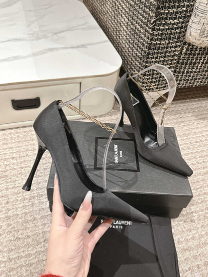 LOUIS VUITTON HIGH PUMP 9 CM IN BLACK SATIN