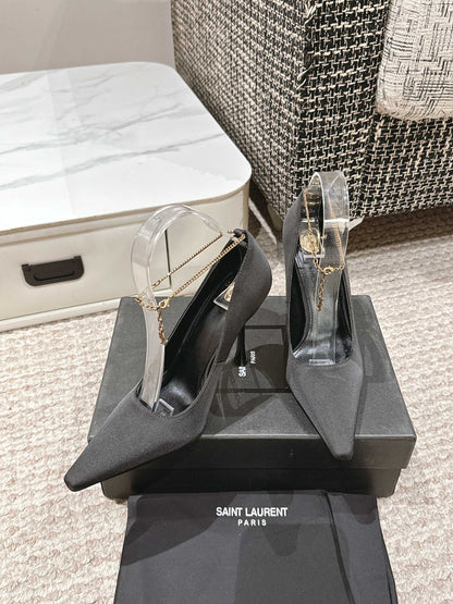 LOUIS VUITTON HIGH PUMP 9 CM IN BLACK SATIN