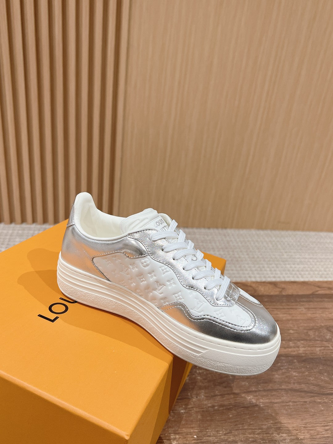 LOUIS VUITTON LV TRAINER SNEAKER IN SILVER MIX WHITE EMBOSSED CALFSKIN