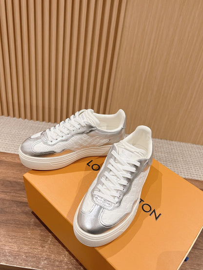 LOUIS VUITTON LV TRAINER SNEAKER IN SILVER MIX WHITE EMBOSSED CALFSKIN