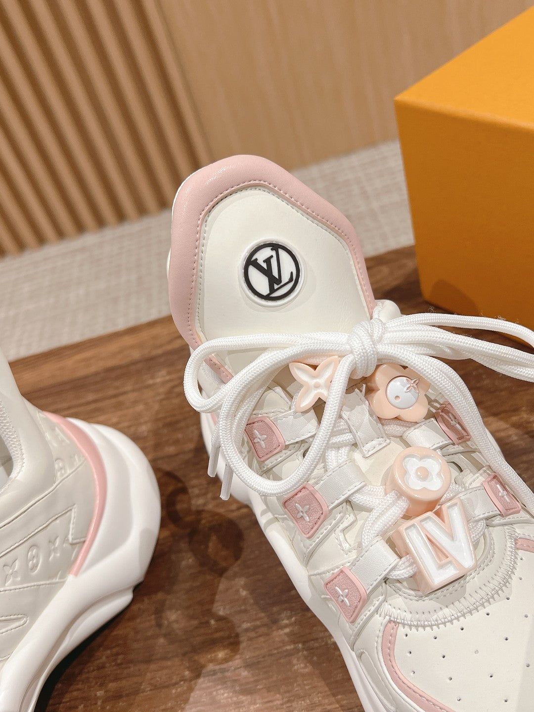 LOUIS VUITTON LV ARCHLIGHT SNEAKER IN WHITE MIX LIGHT PINK EMBOSSED CALFSKIN
