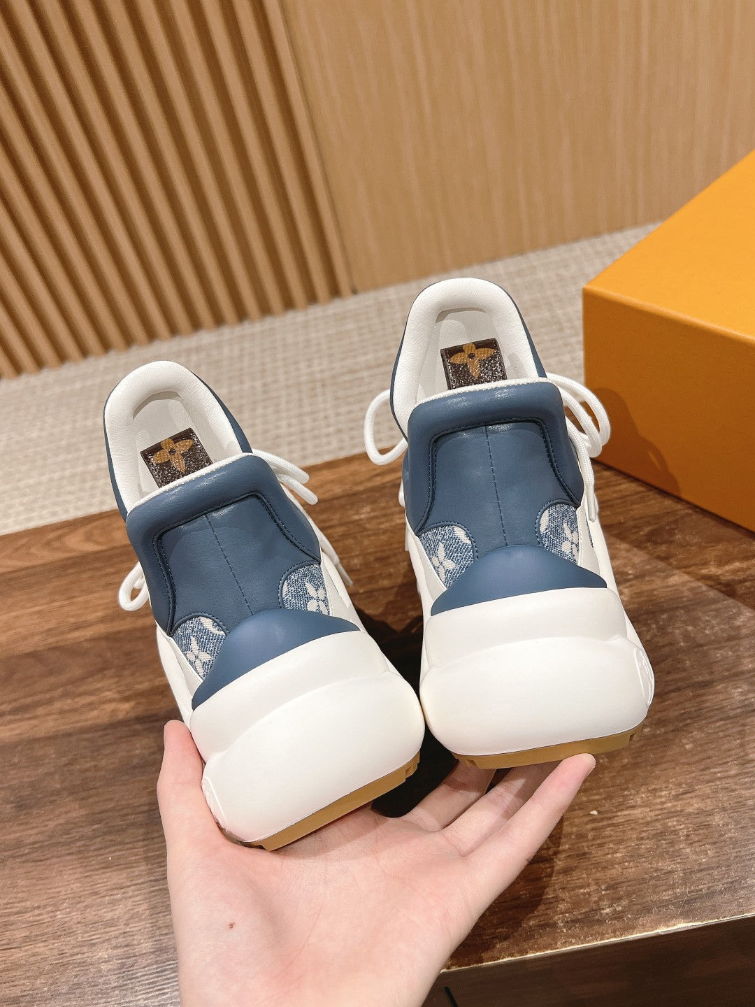 LOUIS VUITTON LV ARCHLIGHT SNEAKER IN WHITE MIX AEGEAN BLUE CALFSKIN AND MONOGRAM DENIM