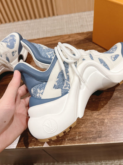 LOUIS VUITTON LV ARCHLIGHT SNEAKER IN WHITE MIX AEGEAN BLUE CALFSKIN AND MONOGRAM DENIM