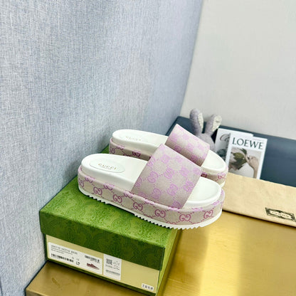 GUCCI PLATFORM SLIDE SANDAL PASTEL PINK CANVAS