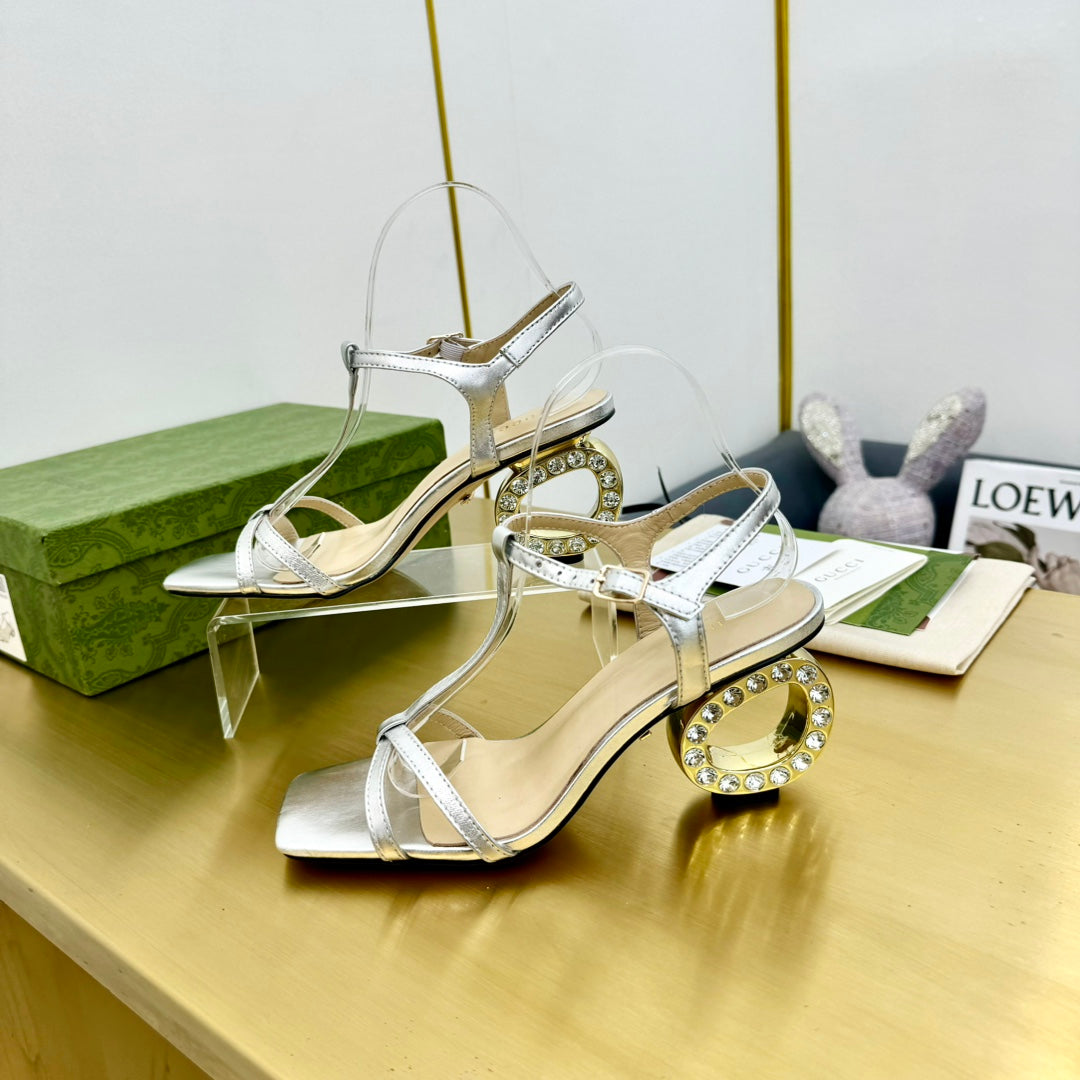 GUCCI MEDIUM-HEEL SANDAL IN SILVER CALFSKIN GOLD HARDWARE WITH RHINSTONES