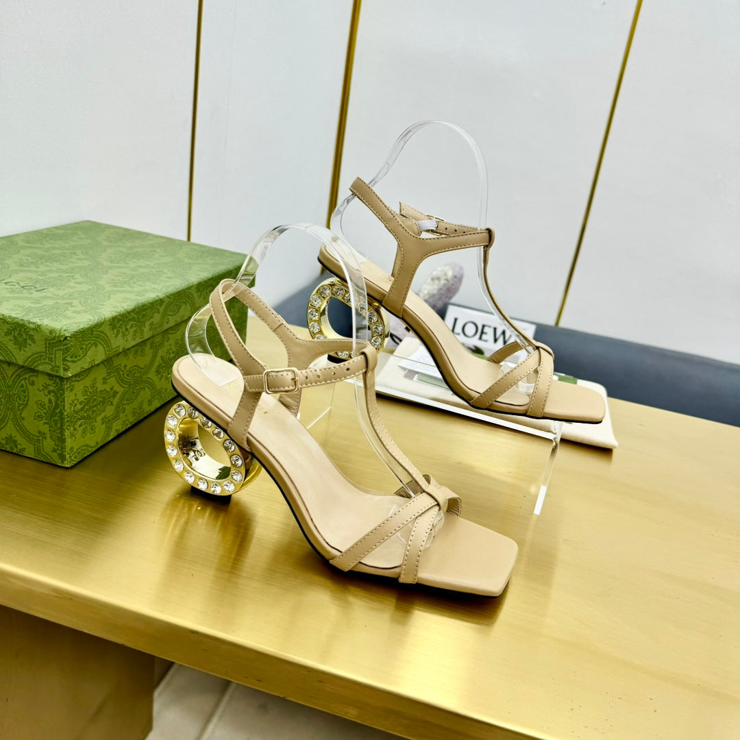 GUCCI MEDIUM-HEEL SANDAL IN TAN BEIGE CALFSKIN GOLD HARDWARE WITH RHINSTONES