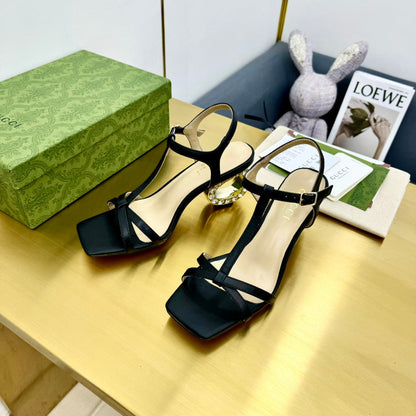 GUCCI MEDIUM-HEEL SANDAL IN BLACK CALFSKIN GOLD HARDWARE WITH RHINSTONES