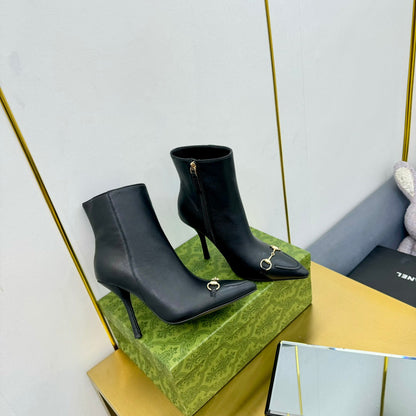 GUCCI HORSEBIT ANKLE BOOT IN BLACK SHEEPSKIN