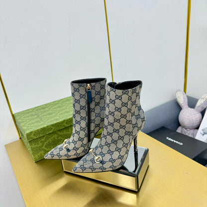 GUCCI HORSEBIT ANKLE BOOT IN PALE GRAY MONOGRAM CANVAS