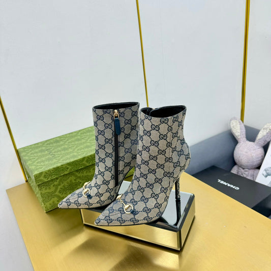 GUCCI HORSEBIT ANKLE BOOT IN PALE GRAY MONOGRAM CANVAS