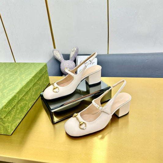 GUCCI HORSEBIT PUMP IN WHITE SHEEPSKIN
