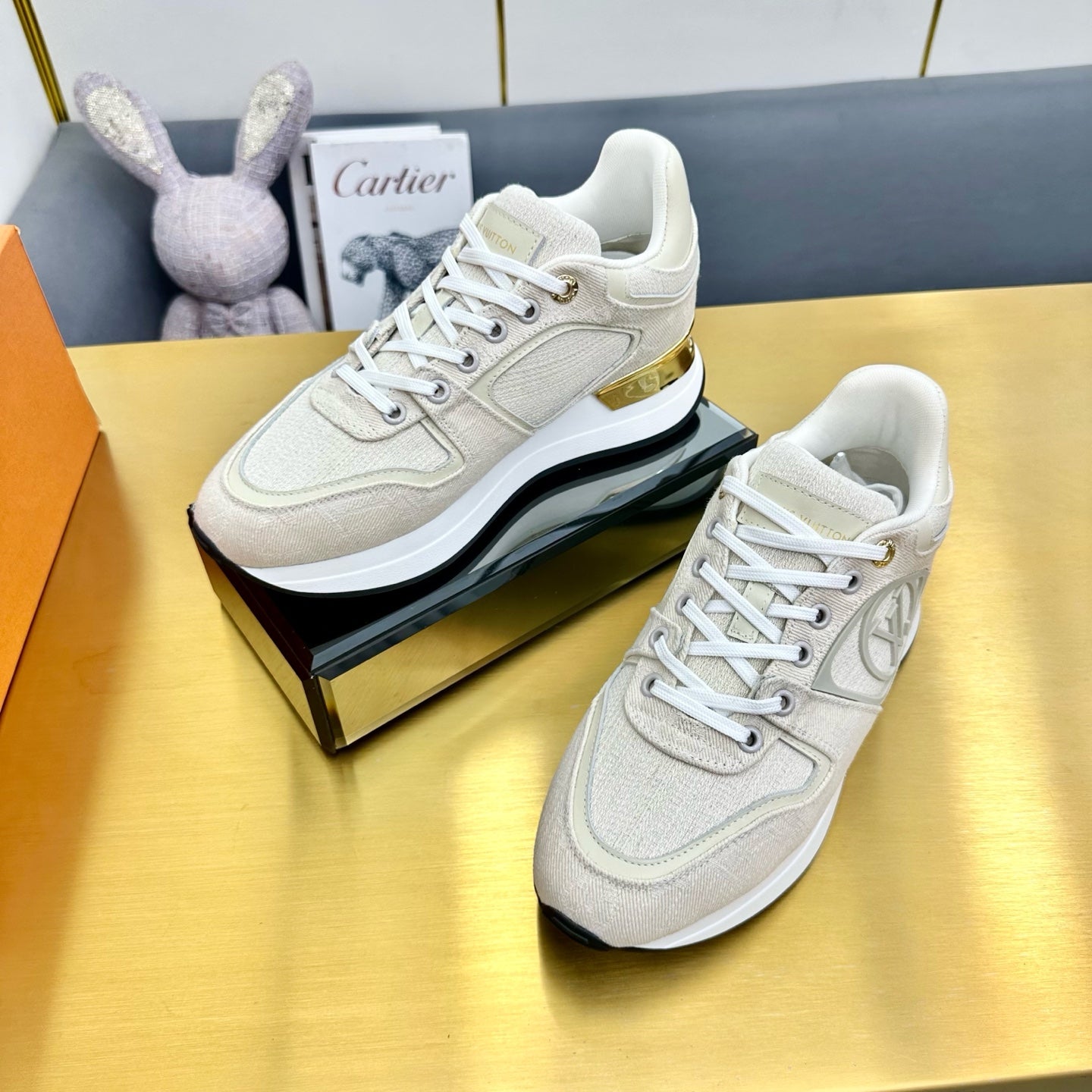 LOUIS VUITTON NEO RUN AWAY SNEAKER IN PASTEL GRAY FABRIC